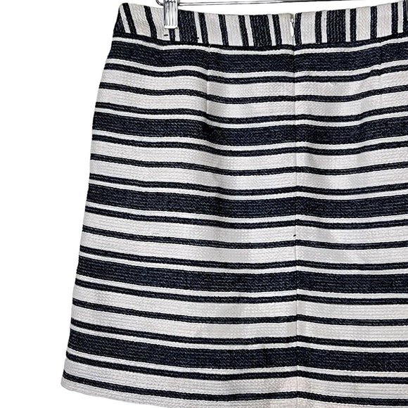 Banana Republic | Striped cotton blend blue/white a-line mini skirt size… - Picture 6 of 10
